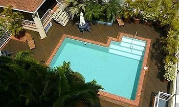 Inn Cairns 4*,